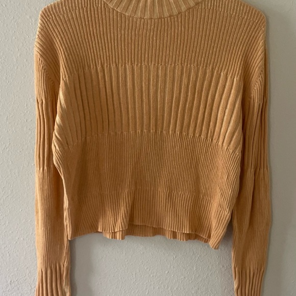 American Eagle Crop Sweater - Picture 3 of 4